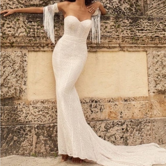 Maggie Sottero Dresses & Skirts - Maggie Sottero Fringe Sleeve Cream Wedding Gown